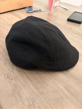 Men's Boston Scally Co. Black Flat Cap - Classic Ivy Newsboy Style